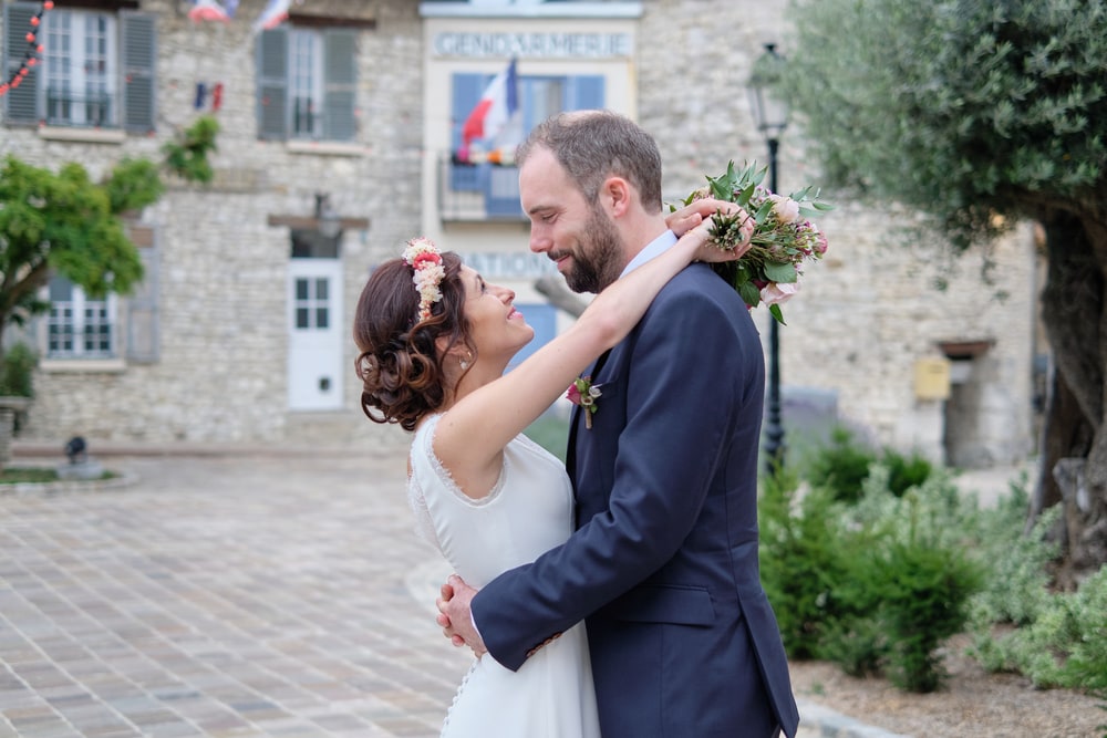 Les mariés au clos de l'Orangerie mariage Ile de France